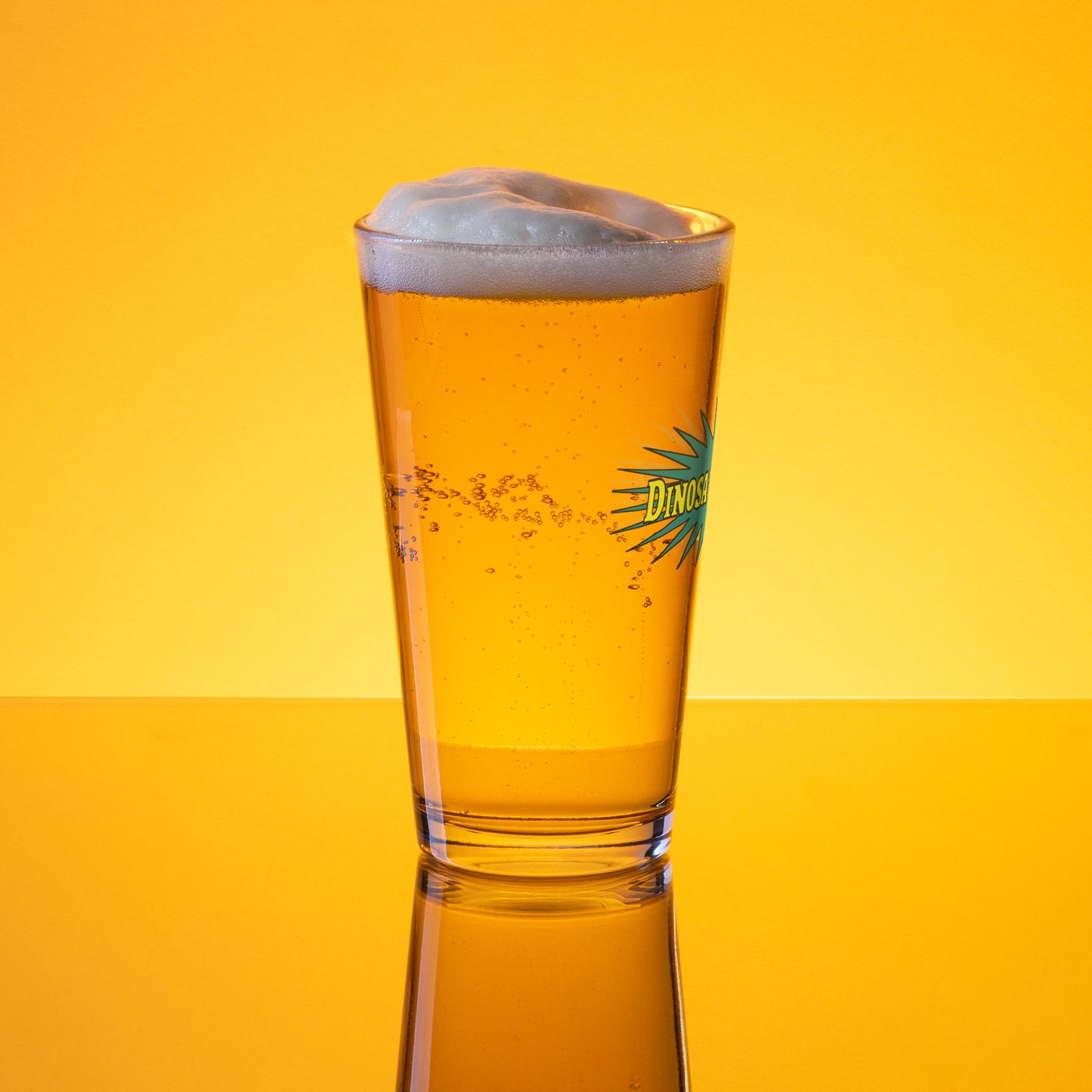 Shaker pint glass